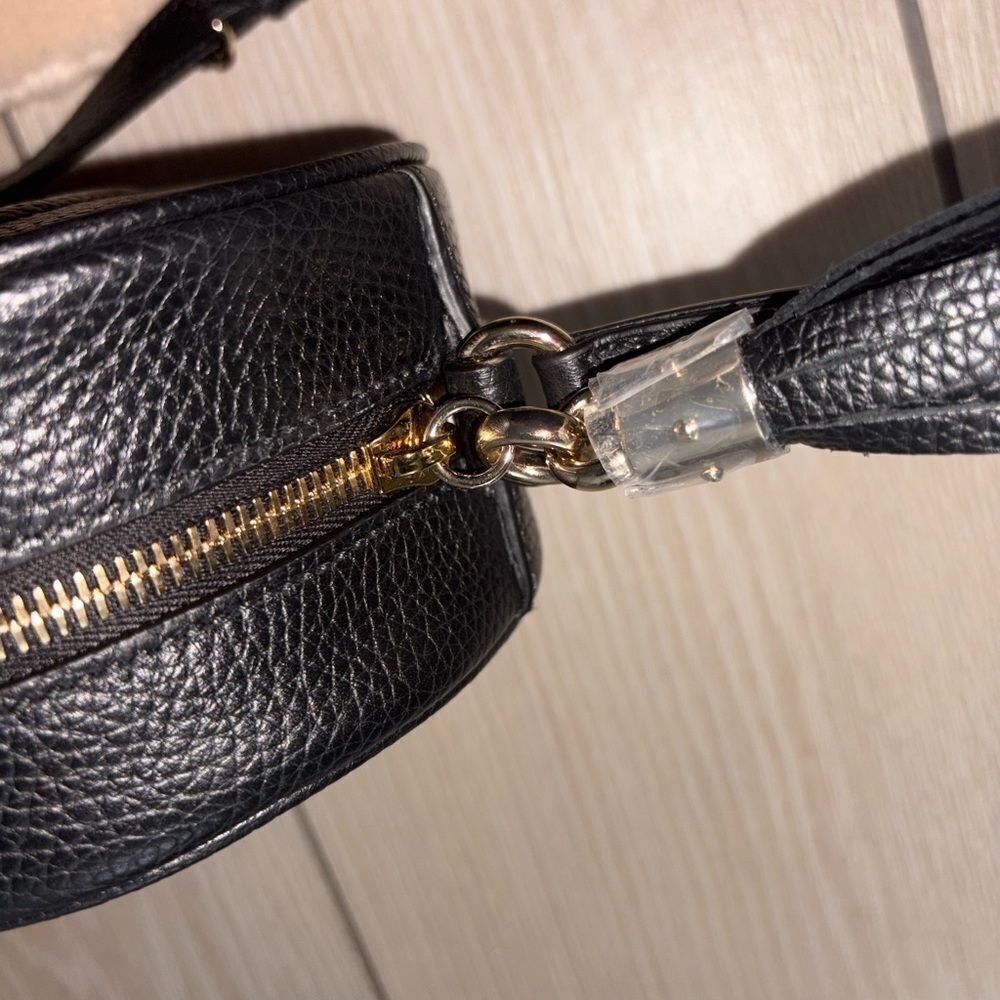 Brand new Gucci Black Leather Crossbody Bag comes with dustbag and box - Picture 11 of 13